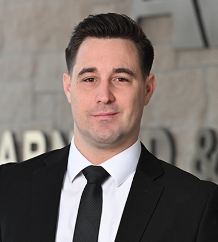 Shane Munton's Headshot